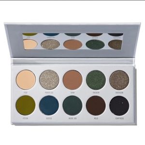 Morphe x Jaclyn Dark Magic Eyeshadow Palette